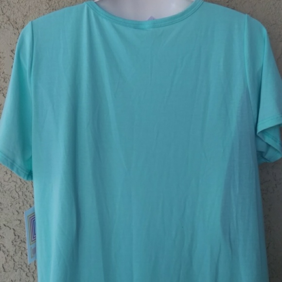 LuLaroe mint green classic T blouse NWT - Picture 7 of 8